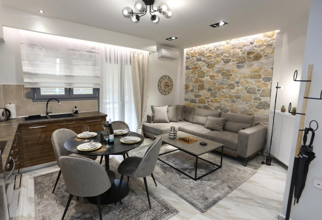La Larissa Luxury Apartments Trekke Exterior foto