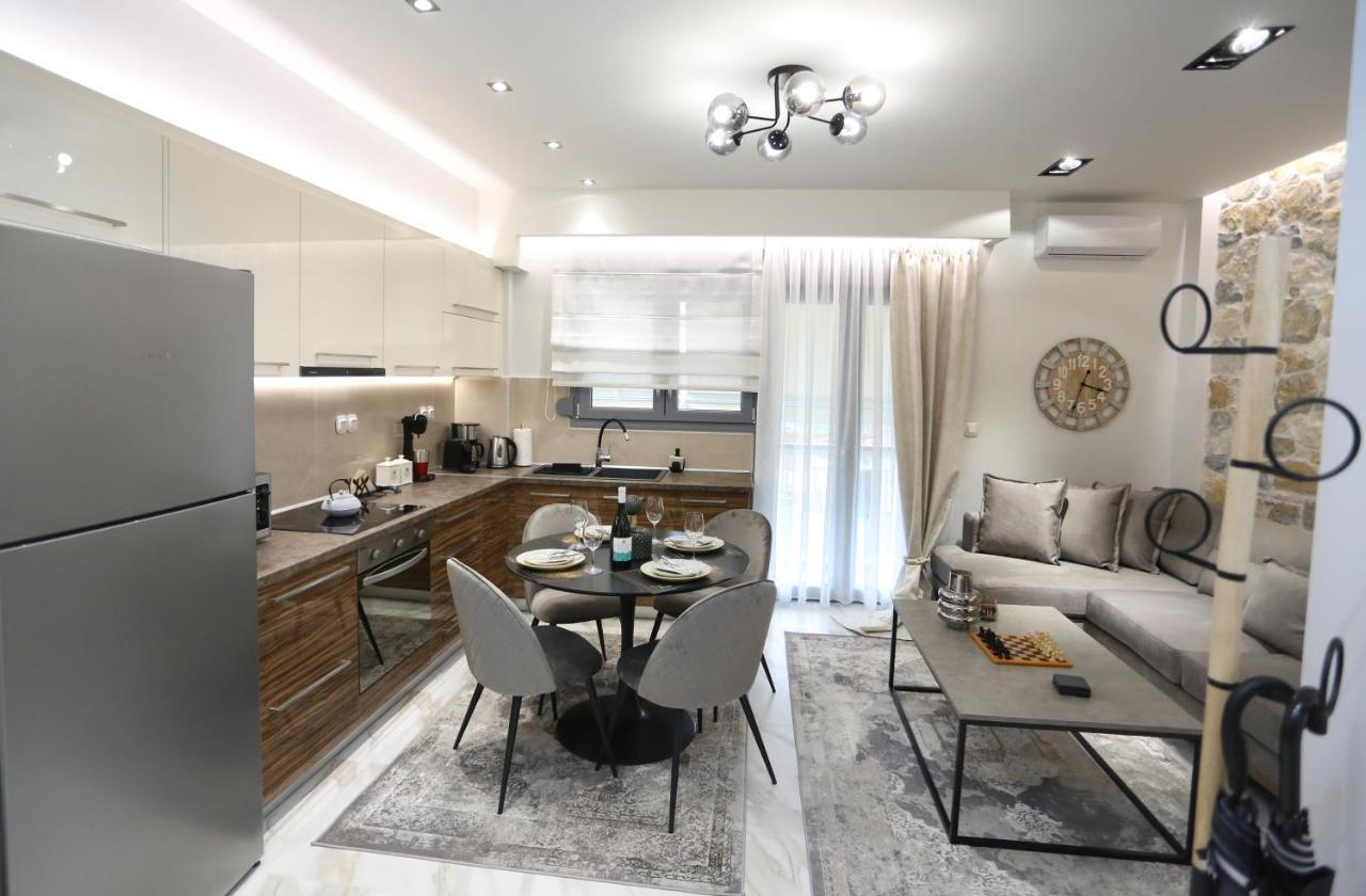 La Larissa Luxury Apartments Trekke Exterior foto
